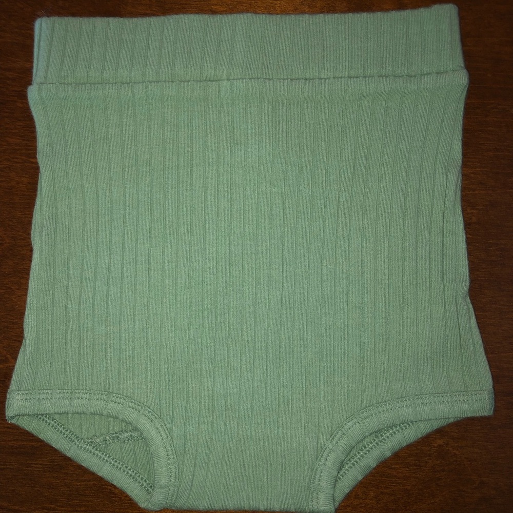 KATE QUINN BLOOMERS